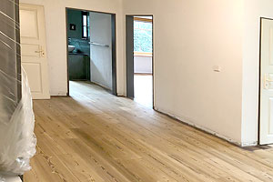 Holzboden schleifen